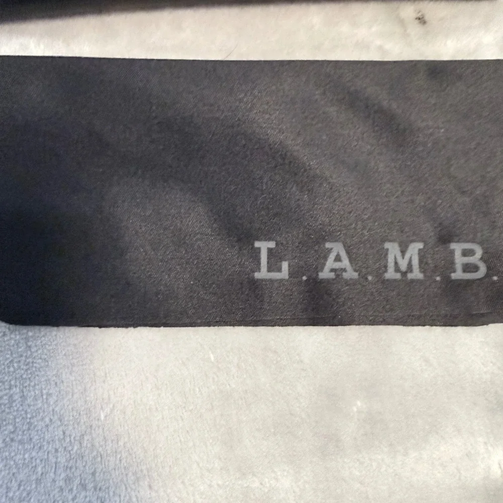L.A.M.B. Gwen Stefani Black Sunglasses Eyeglasses Case w/‎ Cleaning Cloth